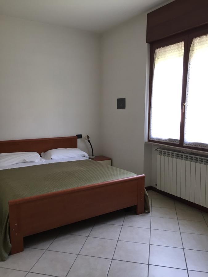 Apartamento Casa regina Desenzano del Garda Exterior foto